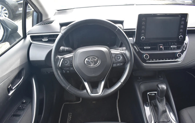 Toyota Corolla cena 79400 przebieg: 99118, rok produkcji 2019 z Nowogard małe 667